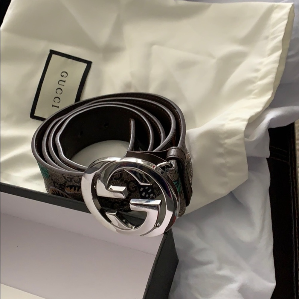 Gucci belt